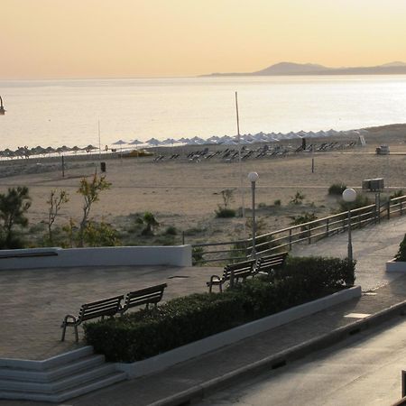 The Sea View Apartments 레팀노 외부 사진