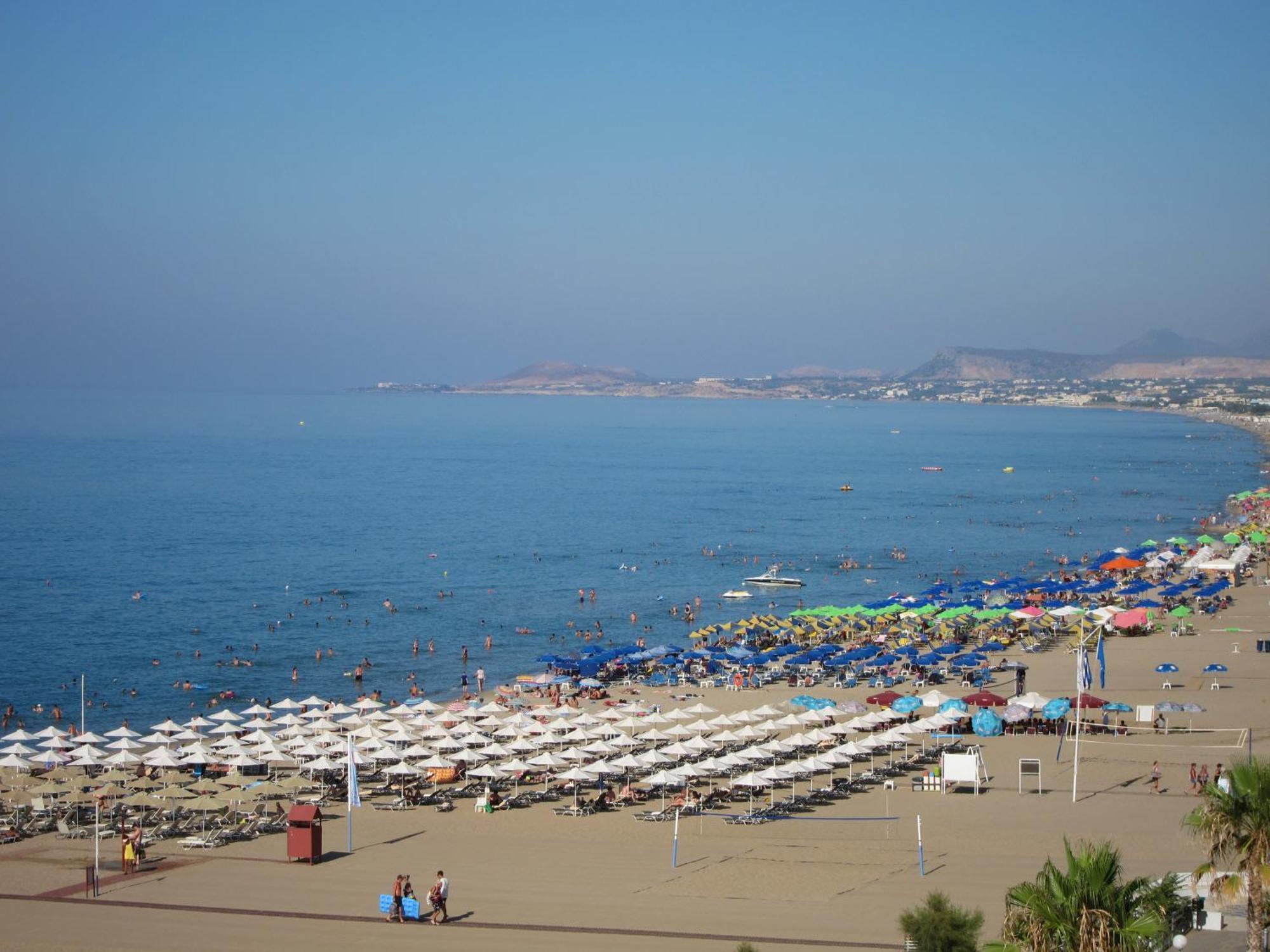 The Sea View Apartments 레팀노 외부 사진