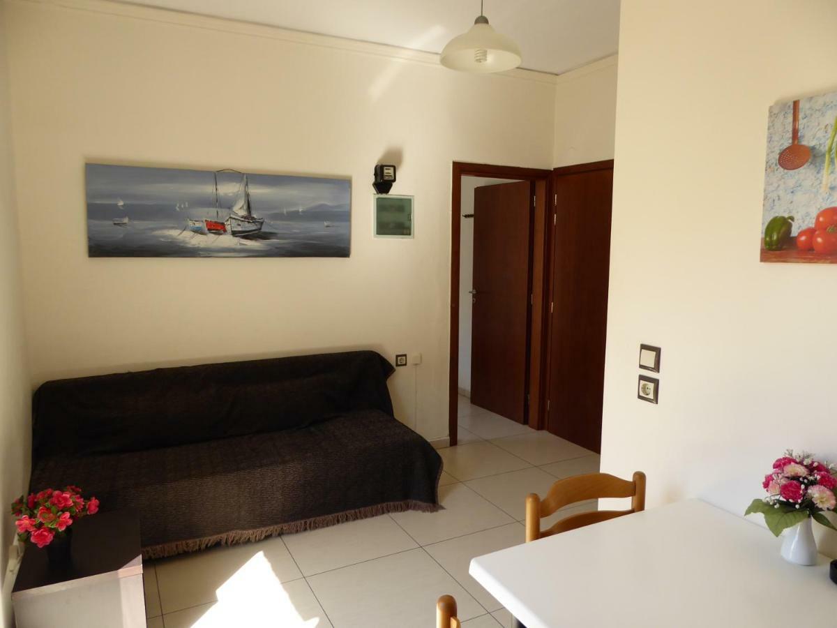 The Sea View Apartments 레팀노 외부 사진